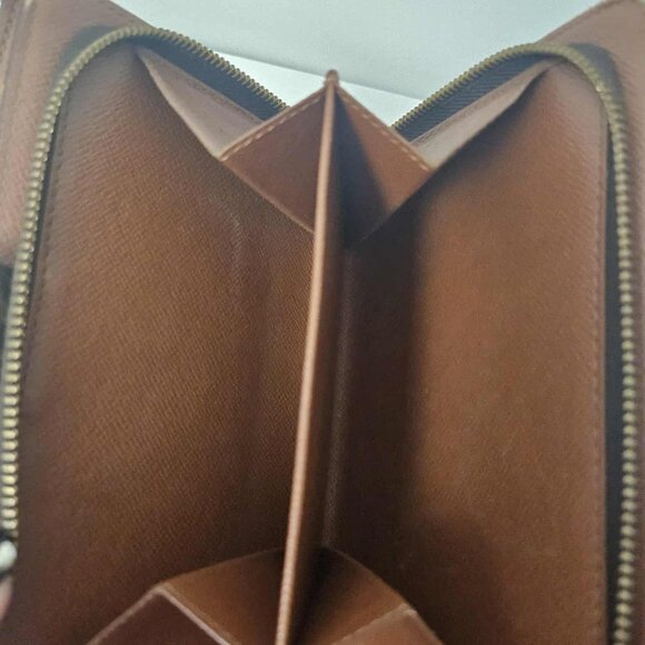 Vintage Louis Vuitton Wallet Organizer Passport Holder Monogram Canvas - Picture 12 of 13